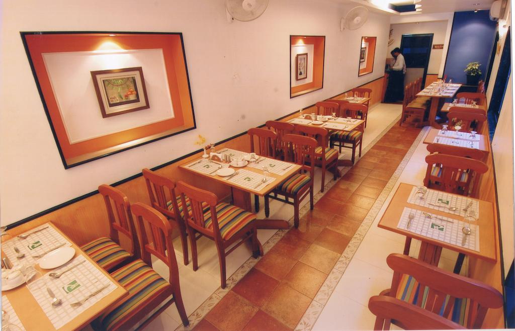 Hotel Planet Mount Chennai Bagian luar foto